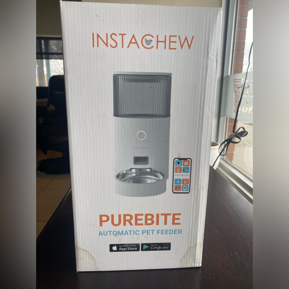 Instachew Purebite Automatic Pet Feeder 2.5L